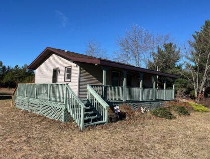 R3043 - Castle Rock Lake Area Home