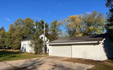 R3056 - Grand Marsh Home