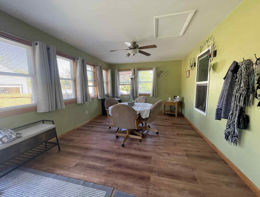 e16aca93-42cf-4f02-9711-169d6747a115