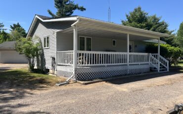 R3063 - Petenwell Pines Ranch Home