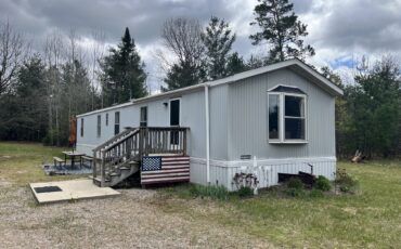R3064 - Roche-A-Cri Lake Retreat